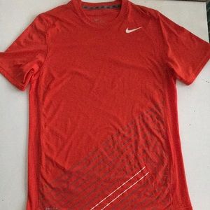 Nike Sri- fit men’s workout shirt